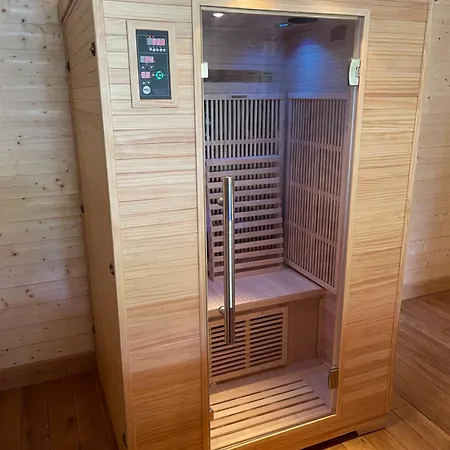 Climatisee De 120 M2 Avec De Nage, Sauna Et Balneo Chácara