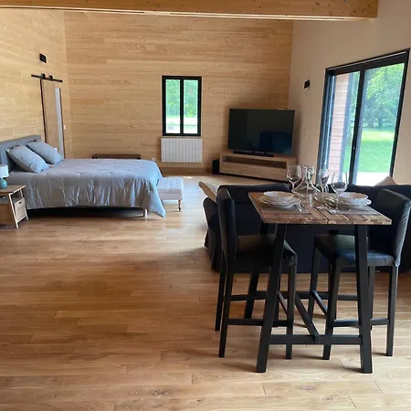 Chácara Climatisee De 120 M2 Avec De Nage, Sauna Et Balneo